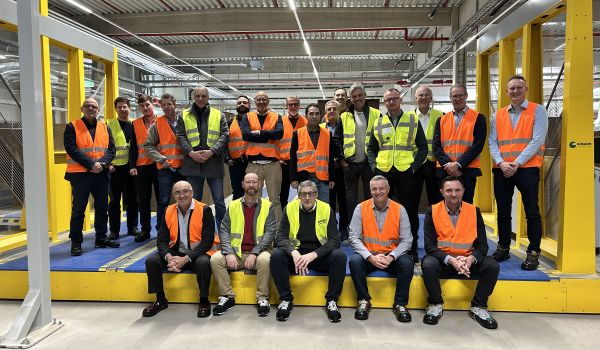 Dücker sales team in the group photo